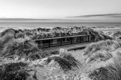 Casa en las Dunas en blanco y negro