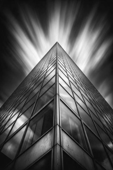 Torre en Blanco y Negro en blanco y negro