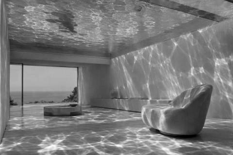 Bajo la Alberca en blanco y negro