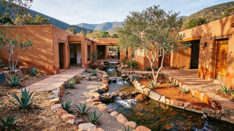 Patio del Arroyo