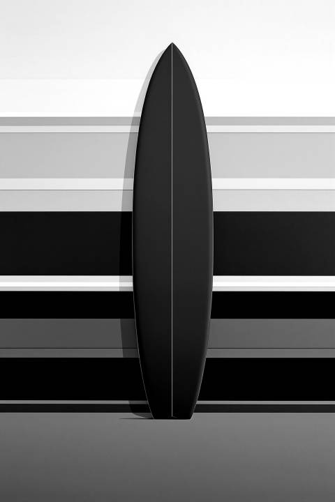 Fragilidad de la Ola Vertical en blanco y negro